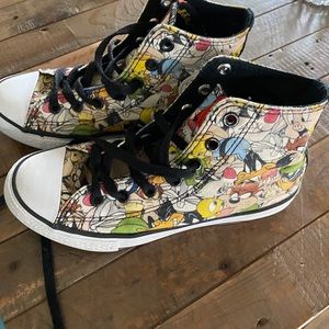 Looney Tunes Converse!